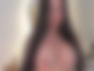 Live cam show with Ellie Mitchell - Big Tits on Camsoda