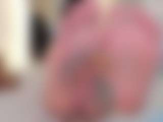 Ellie Mitchell's Live Sex Cam Show