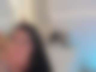 Live cam show with Ellie Mitchell - Tattoos on Latina Girls