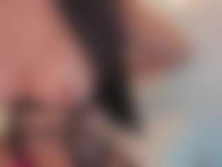 Ellie Mitchell's Live Sex Cam Show