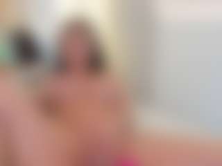 Ellie Mitchell's Live Sex Cam Show