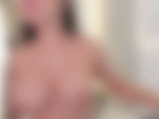 Ellie Mitchell's Live Sex Cam Show