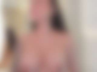 Ellie Mitchell's Live Sex Cam Show