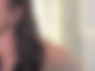 Ellie Mitchell's Live Sex Cam Show