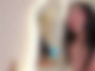 Live cam show with Ellie Mitchell - Natural on CamSodaAdn
