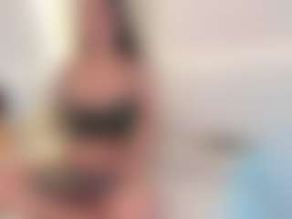 Ellie Mitchell's Live Sex Cam Show
