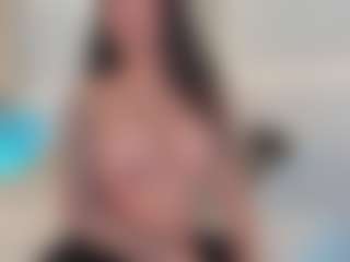 Ellie Mitchell's Live Sex Cam Show