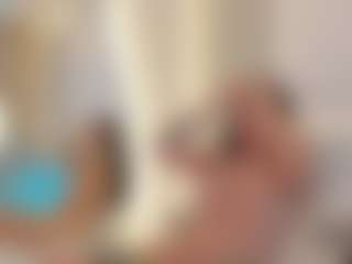 Ellie Mitchell's Live Sex Cam Show