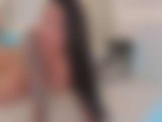 Ellie Mitchell's Live Sex Cam Show