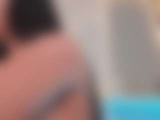 Ellie Mitchell's Live Sex Cam Show