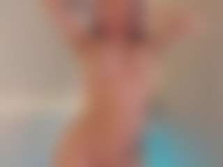 Ellie Mitchell's Live Sex Cam Show
