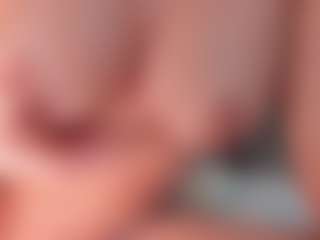 Ellie Mitchell's Live Sex Cam Show