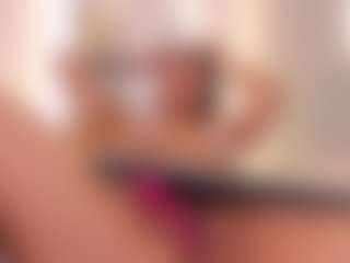 Ellie Mitchell's Live Sex Cam Show