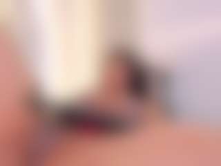 Ellie Mitchell's Live Sex Cam Show