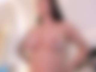 Live cam show with Ellie Mitchell - BBW on TastyBlacksLive