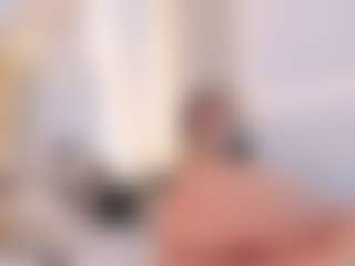 Ellie Mitchell's Live Sex Cam Show