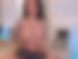 Ellie Mitchell's Live Sex Cam Show