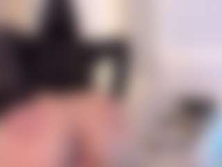 Live cam show with Ellie Mitchell - Big Tits on Dare Cams