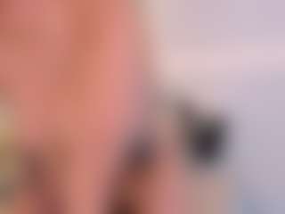 Ellie Mitchell's Live Sex Cam Show