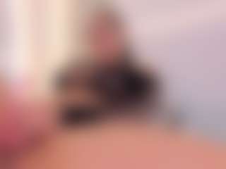 Ellie Mitchell's Live Sex Cam Show