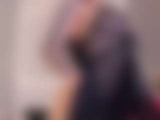 Ellie Mitchell's Live Sex Cam Show