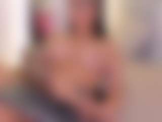 Ellie Mitchell's Live Sex Cam Show