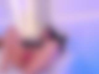 Ellie Mitchell's Live Sex Cam Show