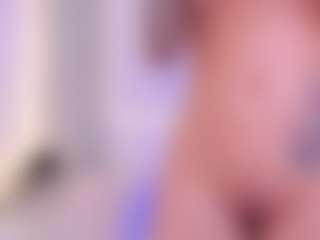 Ellie Mitchell's Live Sex Cam Show