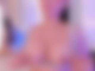 Ellie Mitchell's Live Sex Cam Show