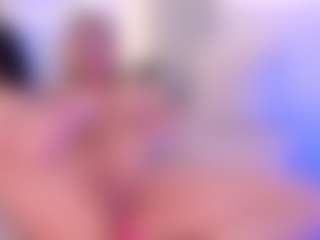 Ellie Mitchell's Live Sex Cam Show