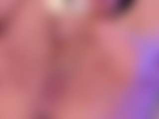Ellie Mitchell's Live Sex Cam Show
