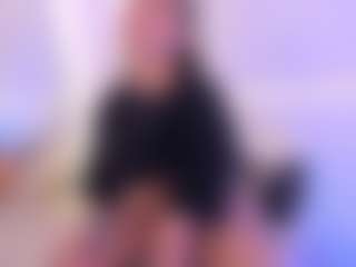 Ellie Mitchell's Live Sex Cam Show