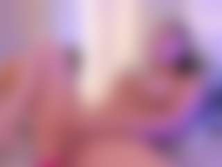Ellie Mitchell's Live Sex Cam Show