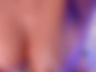 Ellie Mitchell's Live Sex Cam Show