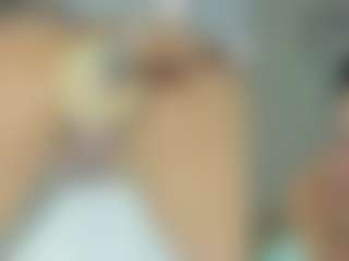 Live cam show with Emily - Fuck Machine on Fit Hotties