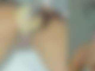Live cam show with Emily - Fuck Machine on CamSodaAdn