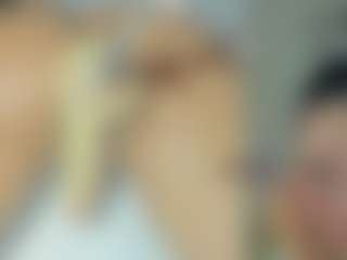 Live cam show with Emily - Moaning on CamSodaAdn