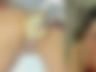 Live cam show with Emily - White on liverealitysex.com | colombia