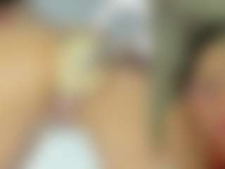 Live cam show with Emily - Fuck Machine on livesuperchat.net