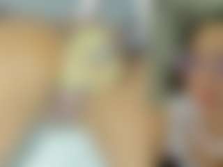 Live cam show with Emily - Small Tits on SmokeAndPoke