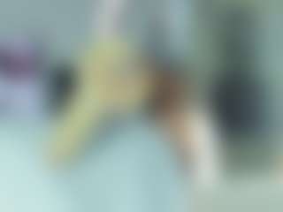 Live cam show with Emily - Fuck Machine on googirlz