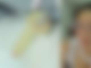 Live cam show with Emily - Moaning on Fapmatic.com