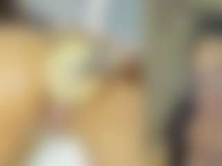 Live cam show with Emily - Natural on Camming Site