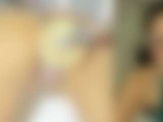 Live cam show with Emily - Moaning on AdultVida.com