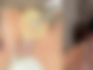 Live cam show with Emily - White on Camsoda | colombia