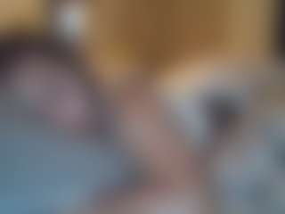 Live cam show with Creole Mon - Worship on Camming Site