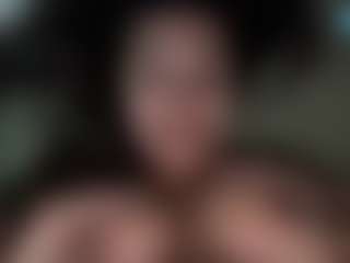 Creole Mon's Live Sex Cam Show