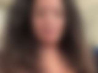 Creole Mon's Live Sex Cam Show