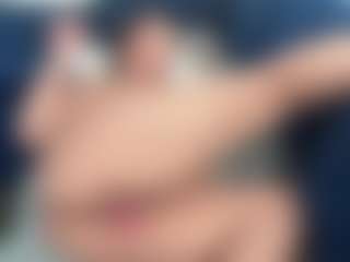 Creole Mon's Live Sex Cam Show