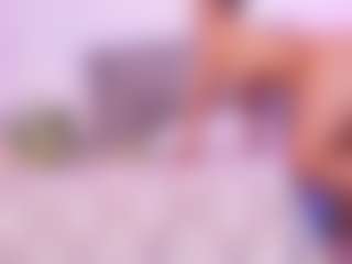 Live cam show with Lara Giraldo - Big Tits on livesexfox.com